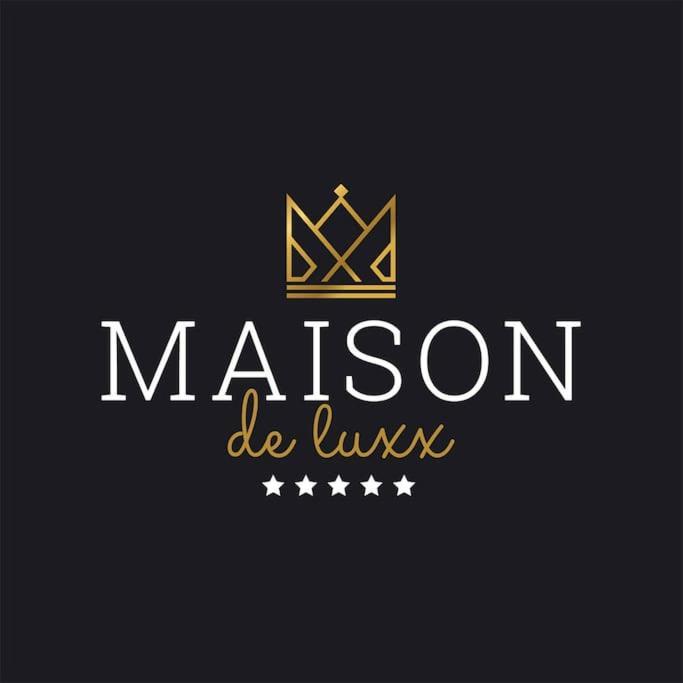 Maison De Luxx , A11 City Center Larissa Luaran gambar
